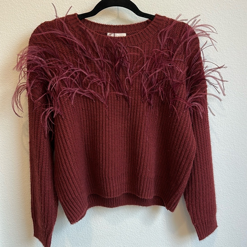Cinq a Sept 5a7 ostrich feather maroon crimson crew neck sweater